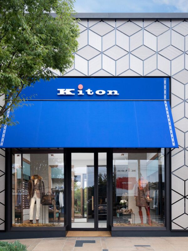 Vitrine boutique Kiton