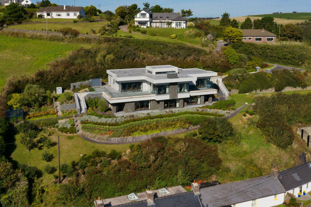 Sandycove House EQUITONE